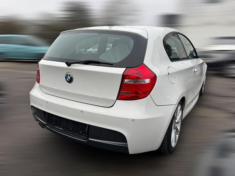 Gebraucht BMW 116 M Sport 122 PS (89 kW) 2009 Weiß Kleinwagen