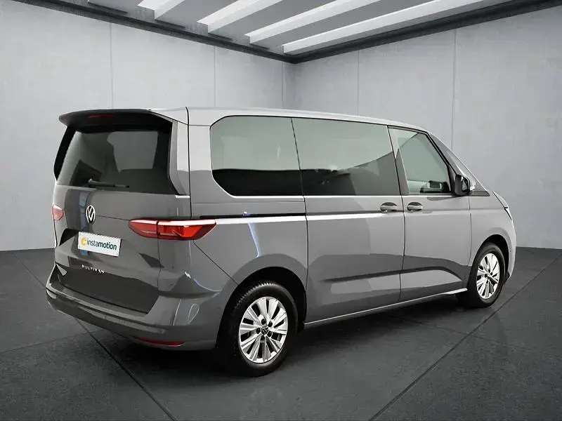Gebraucht VW Multivan 150 PS (110 kW) 2024 Grau Van / Kleinbus