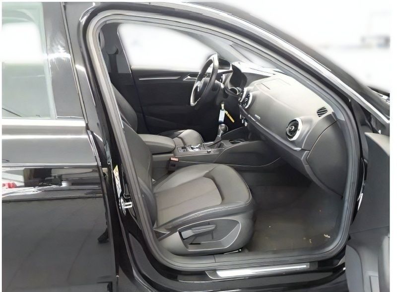 Gebraucht Audi A3 Sportback Design 190 PS (139 kW) 2020 Schwarz Kleinwagen