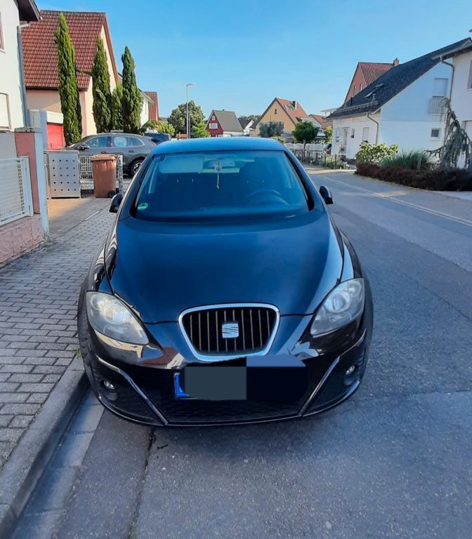 Schwarz Gebraucht 2009 Seat Altea Style Van / Kleinbus | 4.000 € (Fairer Preis) - Bild 1/4