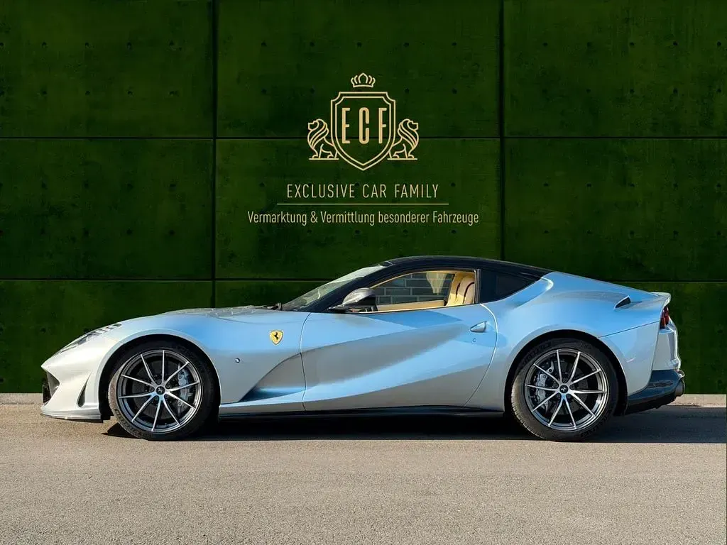 Gebraucht Ferrari 812 799 PS (587 kW) 2019 Silber Coupé