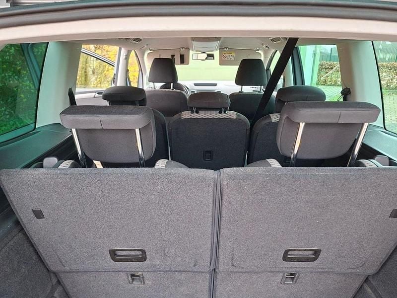 Gebraucht VW Sharan Trendline 140 PS (102 kW) 2015 Grau Van / Kleinbus