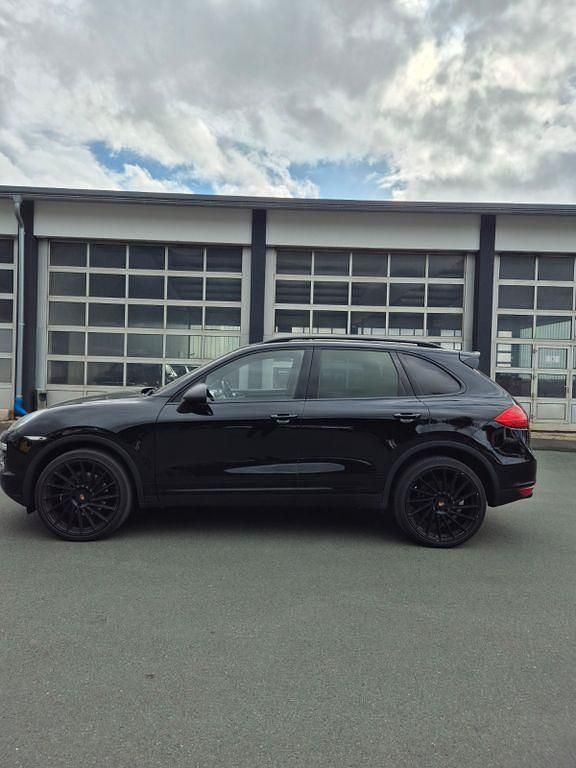 Gebraucht Porsche Cayenne 245 PS (180 kW) 2012 Schwarz SUV