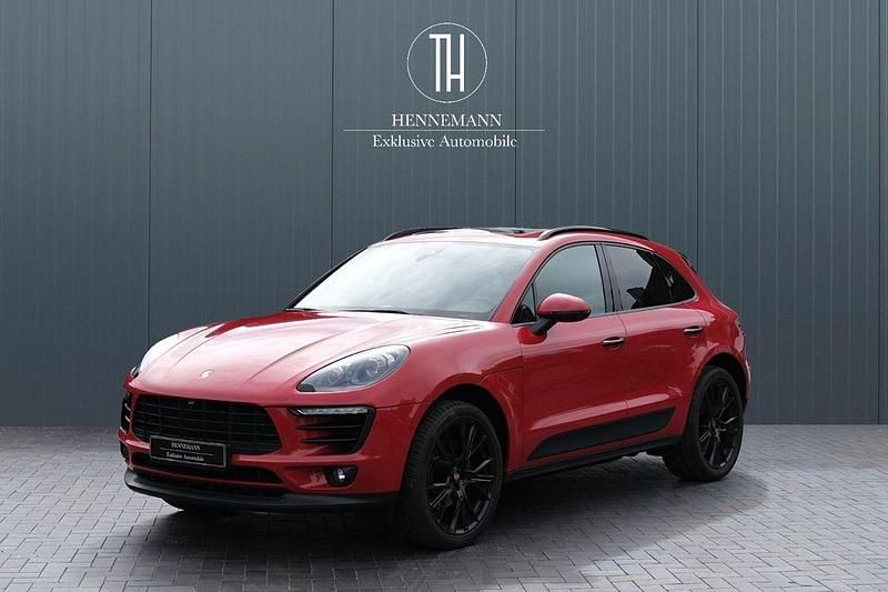 Gebraucht Porsche Macan 252 PS (185 kW) 2018 Karminrot SUV