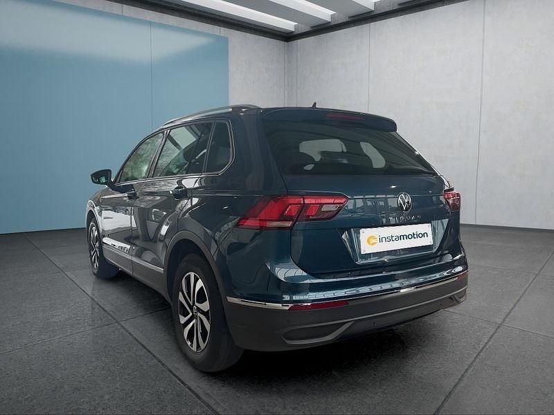 Gebraucht VW Tiguan 150 PS (110 kW) 2022 Blau SUV