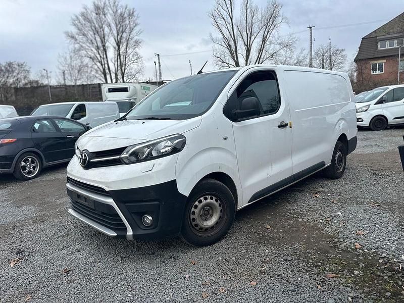 Gebraucht Toyota Proace 144 PS (105 kW) 2022 Weiß Van / Kleinbus