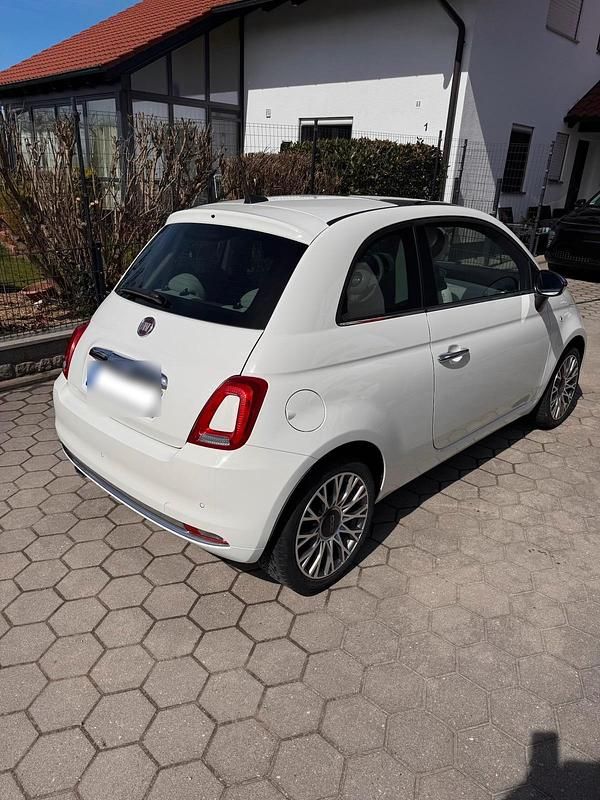 Gebraucht Fiat 500 Lounge 69 PS (50 kW) 2018 Weiß Kleinwagen
