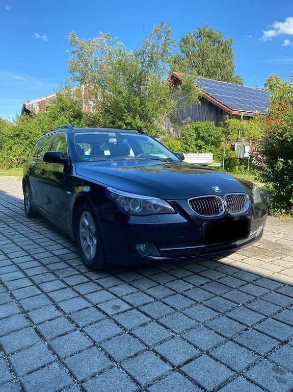 Schwarz Gebraucht 2009 BMW 523 Kombi | 3.800 € (Fairer Preis) - Bild 1/4