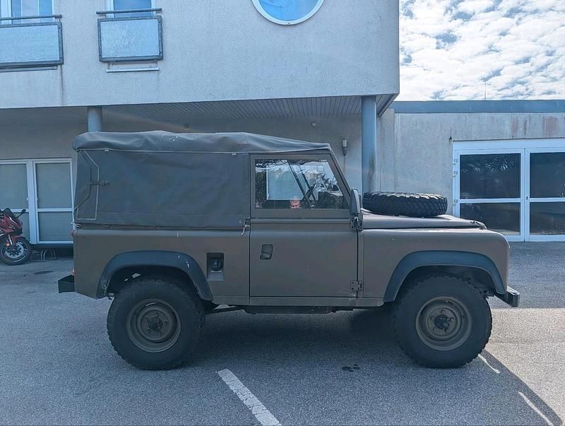 Gebraucht Land Rover Defender 68 PS (50 kW) 1986 SUV