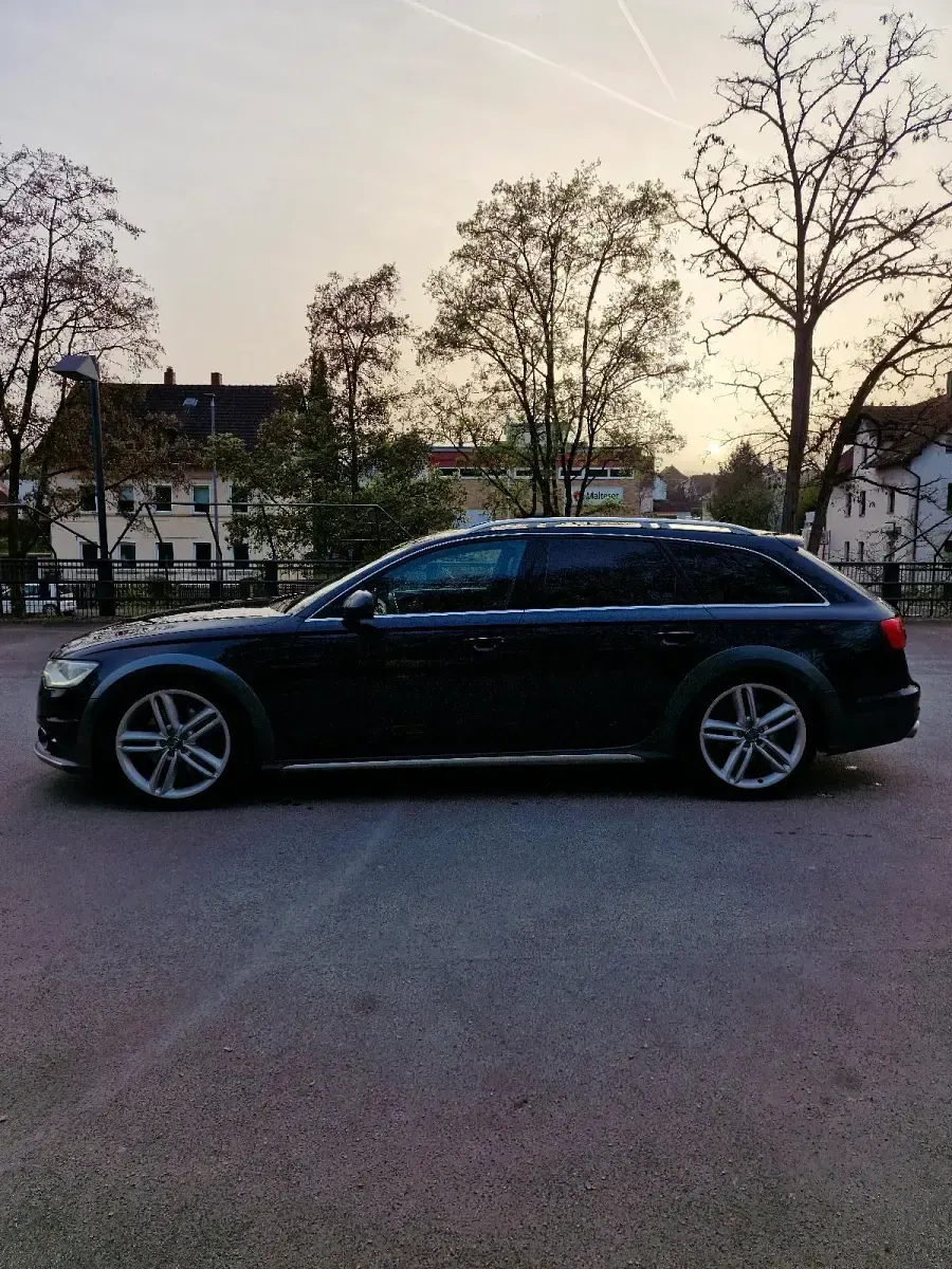 Gebraucht Audi A6 Allroad 313 PS (230 kW) 2014 Blau Kombi