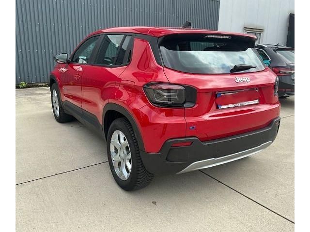 Gebraucht Jeep Avenger EV Altitude 114 kW (156 PS) 2023 Rot SUV