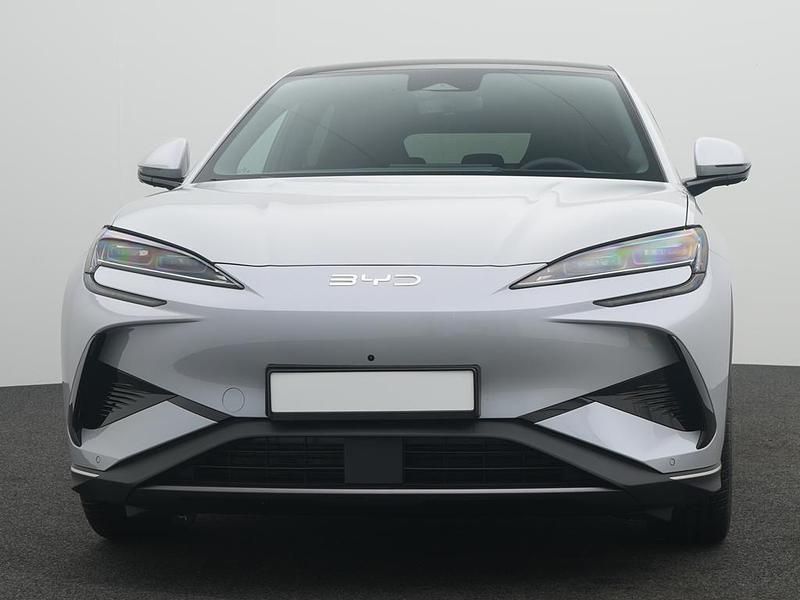 Neu BYD Sealion 7 389 kW (530 PS) 2025 Grau SUV