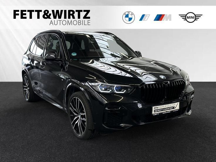 Saphirschwarz Gebraucht 2023 BMW X5 M Sport SUV | 73.500 € (Fairer Preis) - Bild 1/2