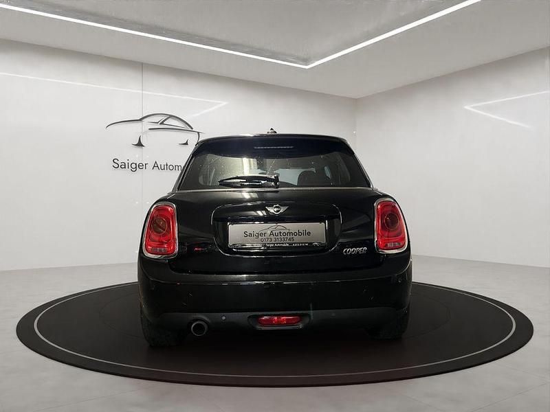 Second-hand Mini Cooper 136 CP (100 kW) 2017 Negru Hatchback
