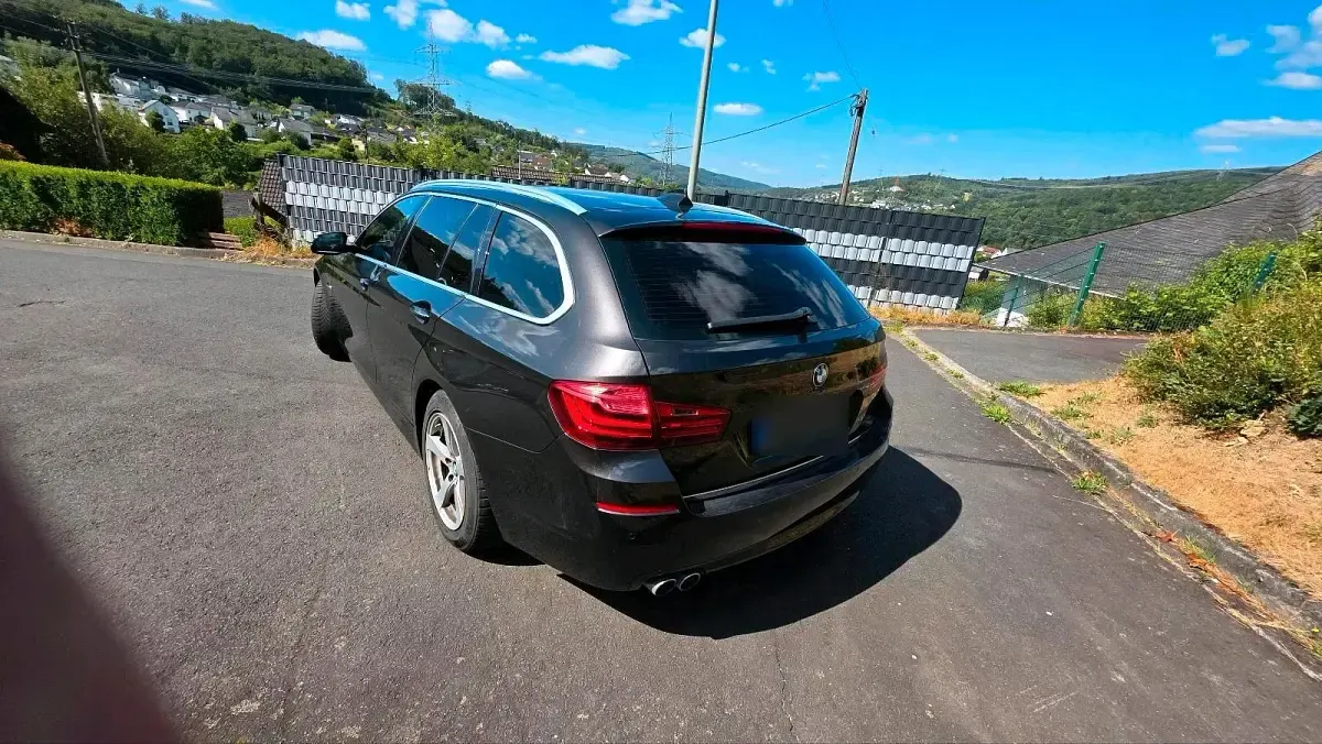 Gebraucht BMW 520 170 PS (125 kW) 2015 Braun Kombi