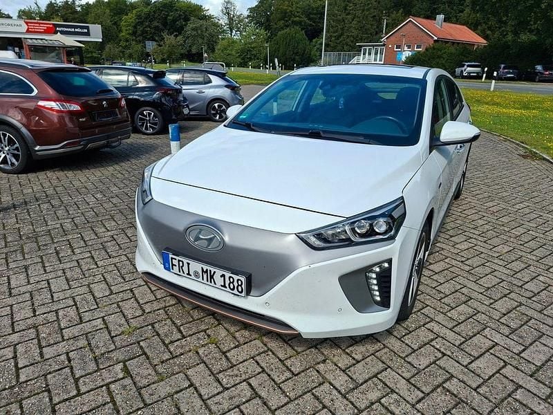 Gebraucht Hyundai Ioniq Prime 88 kW (120 PS) 2019 Weiß Kleinwagen