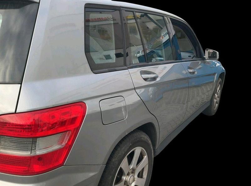Gebraucht Mercedes GLK200 143 PS (105 kW) 2011 Grau SUV