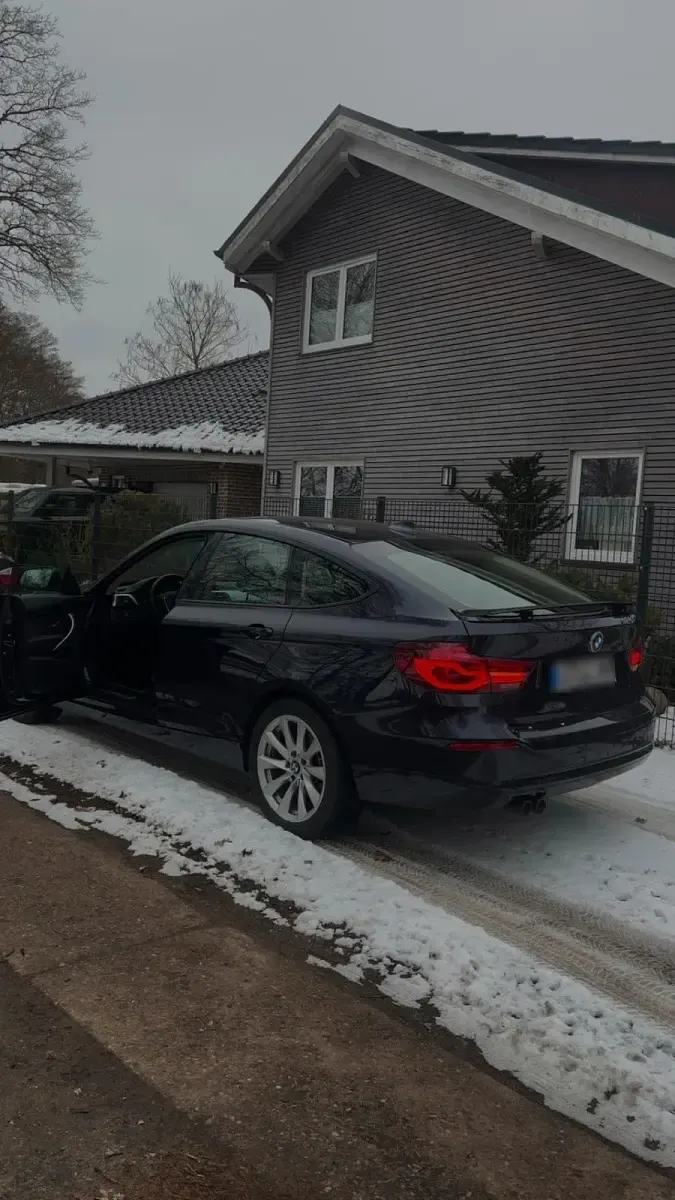 Gebraucht BMW 320 190 PS (139 kW) 2020 Blau Limousine