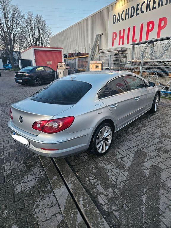 Second-hand VW CC 170 CP (125 kW) 2010 Argintiu Berlinǎ