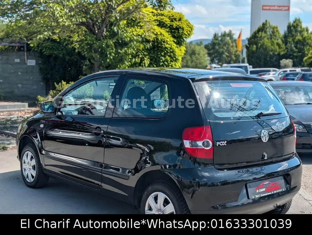 Gebraucht VW Fox Basis 54 PS (39 kW) 2005 Schwarz Kleinwagen