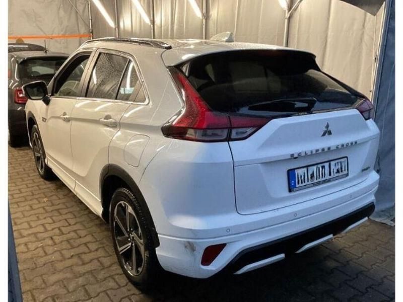 Gebraucht Mitsubishi Eclipse Cross Plus 188 PS (138 kW) 2022 S) (weiss SUV