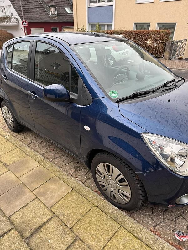 Gebraucht Opel Agila 69 PS (50 kW) 2009 Blau Kleinwagen