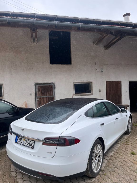Gebraucht Tesla Model S 244 kW (332 PS) 2016 Weiß Kleinwagen