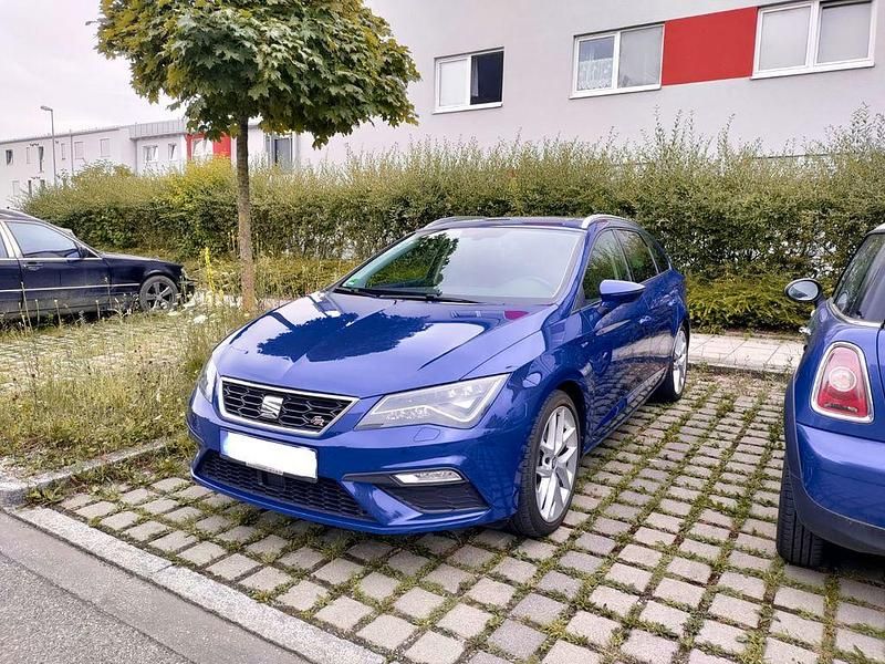 Blau Gebraucht 2017 Seat Leon ST FR Kombi | 15.950 € (Fairer Preis) - Bild 1/4