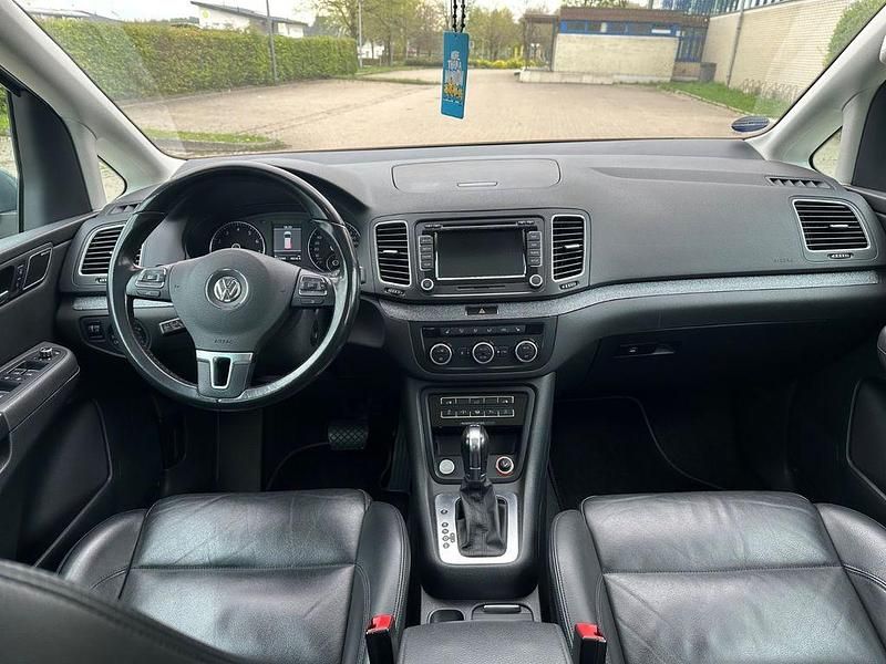 Gebraucht VW Sharan Highline 200 PS (147 kW) 2013 Grau Van / Kleinbus
