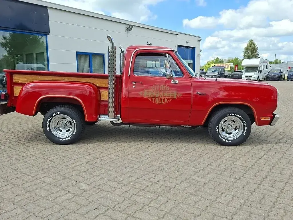 Gebraucht Dodge D100 224 PS (164 kW) 1979 Rot Pickup