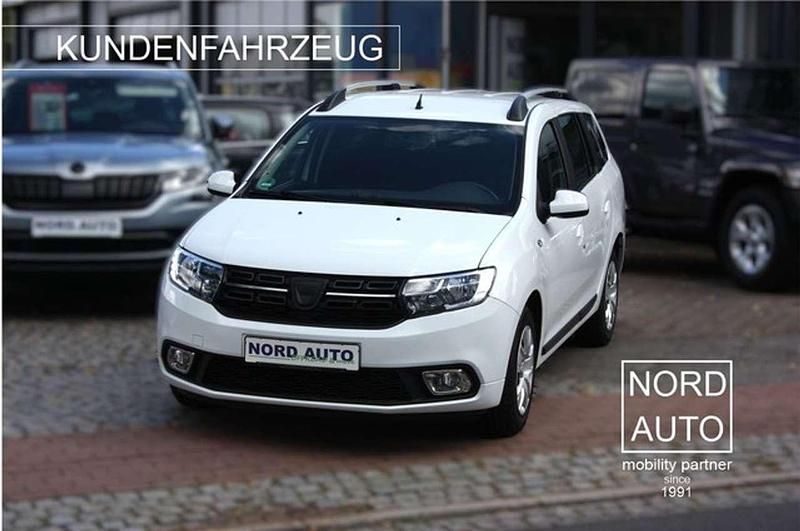 Weiß Gebraucht 2017 Dacia Logan MCV Comfort Kombi | 5.900 € (Superpreis) - Bild 1/4