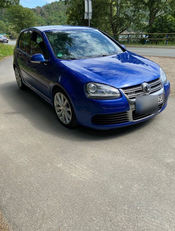 Blau Gebraucht 2007 VW Golf V R Limousine | 10.990 € - Bild 1/4