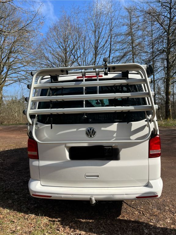 Weiß Gebraucht 2014 VW T5 Beach Van | 36.500 € - Bild 1/4