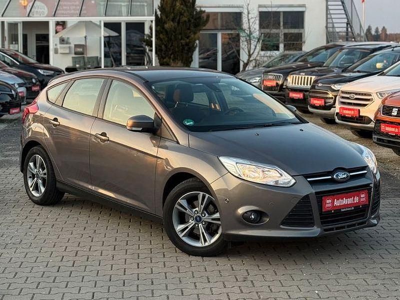 Gebraucht Ford Focus SYNC Edition 125 PS (91 kW) 2014 Braun Limousine