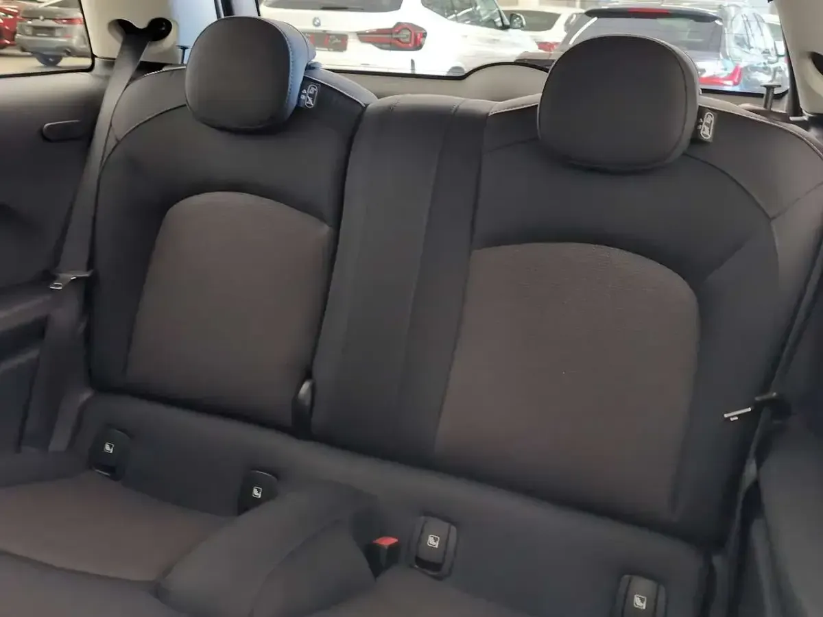 Gebraucht Mini ONE Sport 102 PS (75 kW) 2021 Grau Kleinwagen