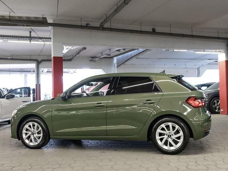 Gebraucht Audi A1 Sportback Advanced Plus 95 PS (69 kW) 2024 Distriktgrün metallic Kleinwagen