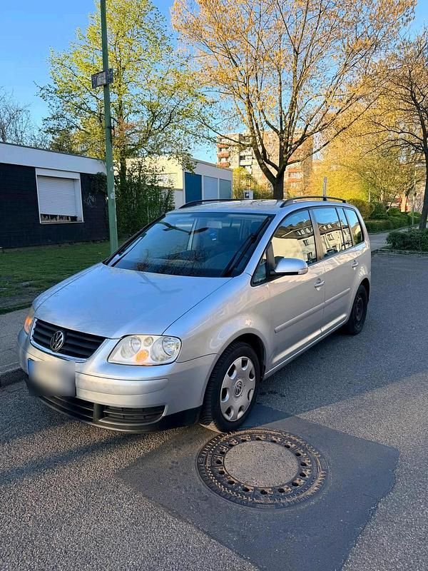 Gebraucht VW Touran 116 PS (85 kW) 2004 Silber Van / Kleinbus
