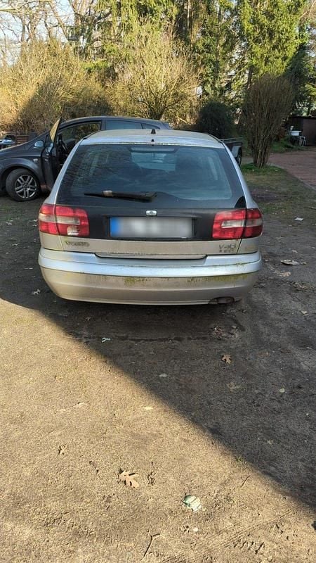 Gebraucht Volvo V40 2003 Silber Kombi