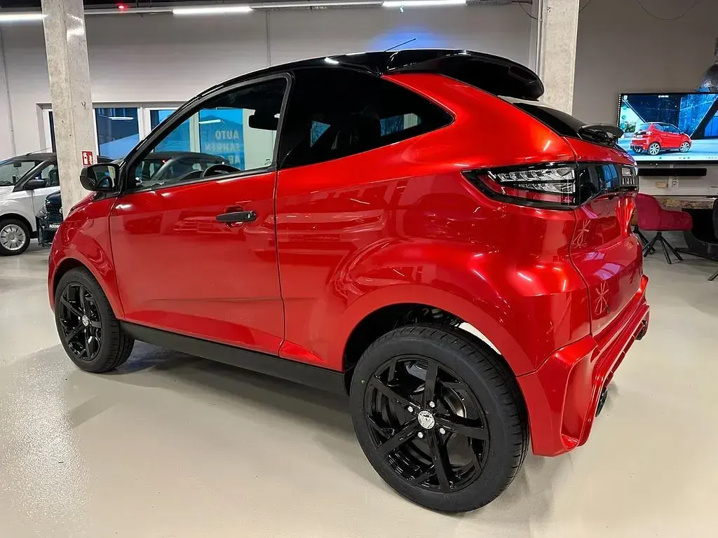 Nowe Aixam AMBITION Sport 2026 Czerwony Hatchback