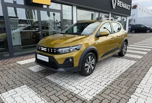Neu Dacia Sandero Expression 110 PS (80 kW) 2026 Gelb Limousine