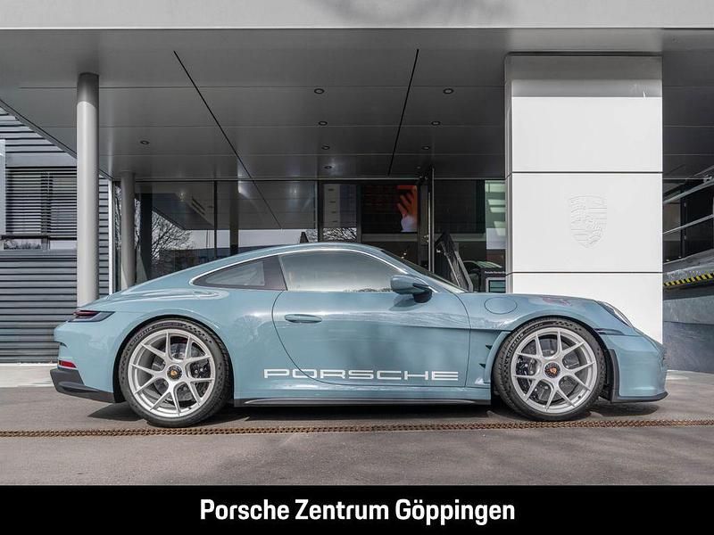 Gebraucht Porsche 992 525 PS (386 kW) 2025 Blau Coupé