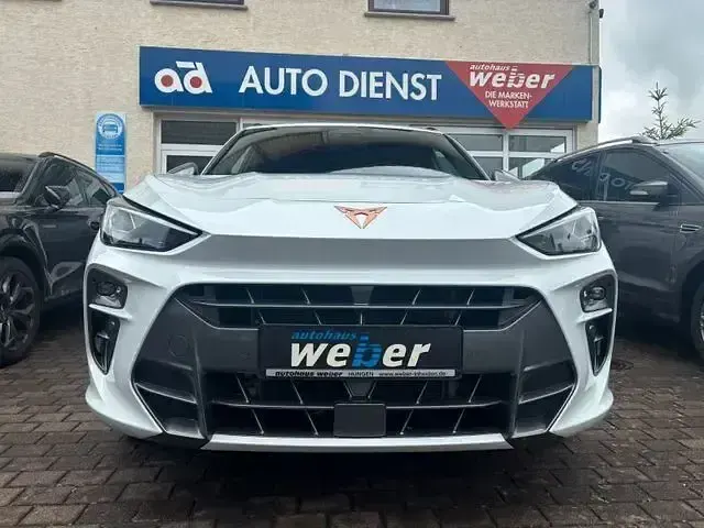 Gebraucht Cupra Terramar 204 PS (150 kW) 2025 Blanco nevada/nevada white (metallic) SUV