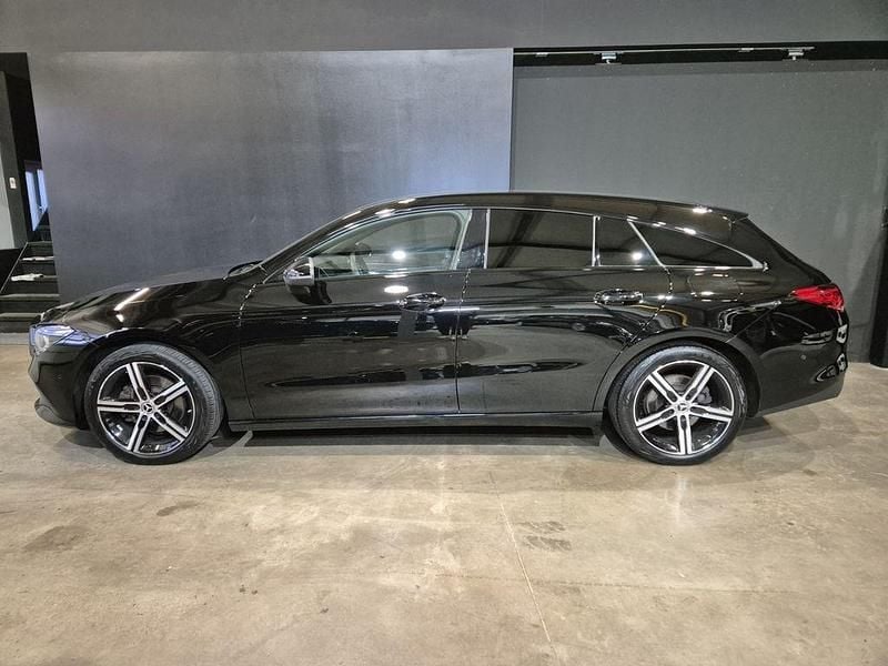 Gebraucht Mercedes CLA200 150 PS (110 kW) 2022 Schwarz Limousine