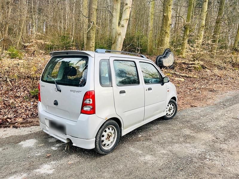 Gebraucht Suzuki Wagon R+ 76 PS (55 kW) 2003 Silber Van / Kleinbus