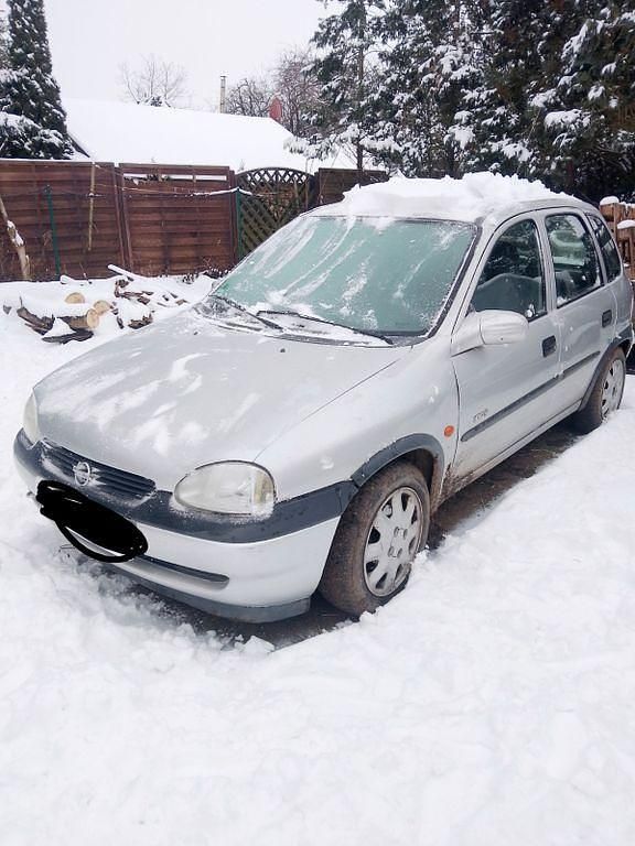 Silber Gebraucht 1999 Opel Corsa Edition Limousine | 800 € (Guter Preis) - Bild 1/3