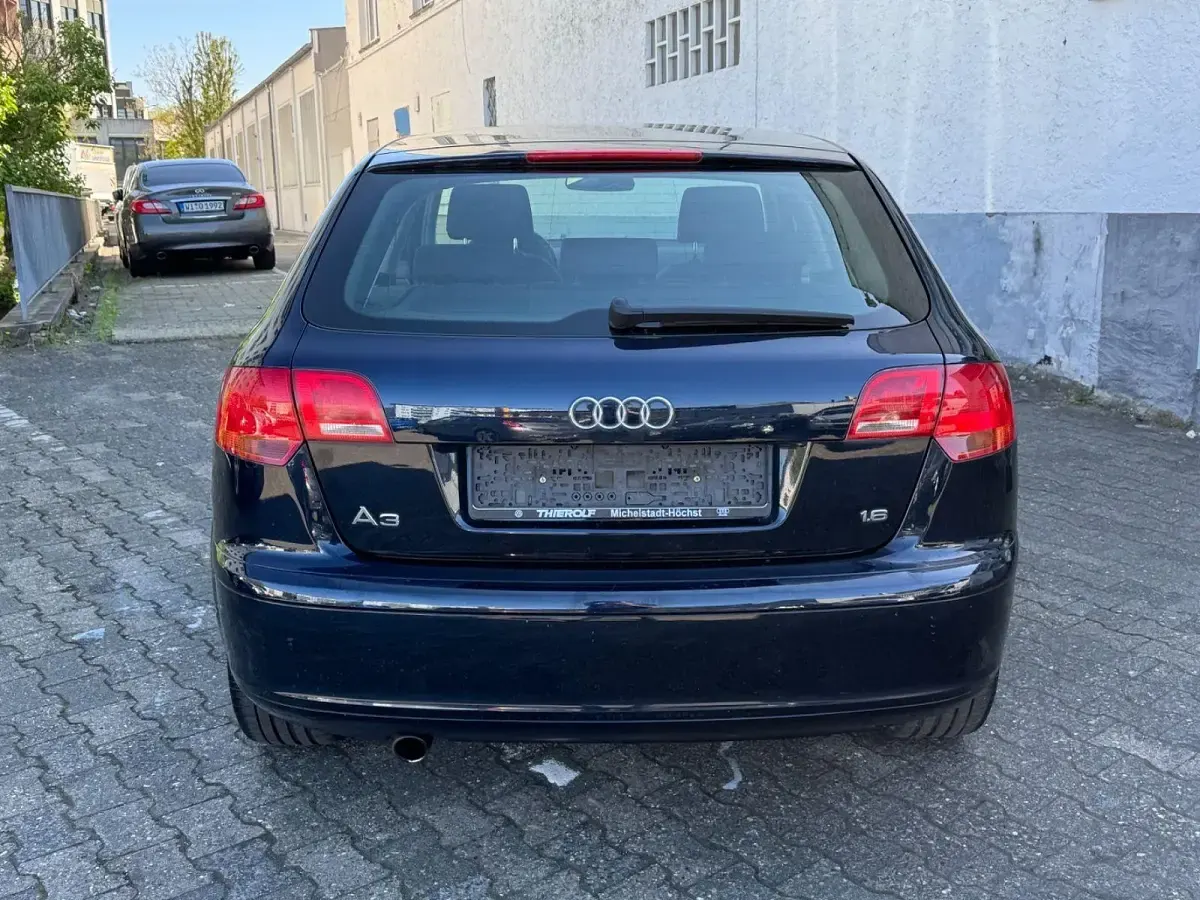 Gebraucht Audi A3 Attraction 102 PS (75 kW) 2007 Blau Kleinwagen