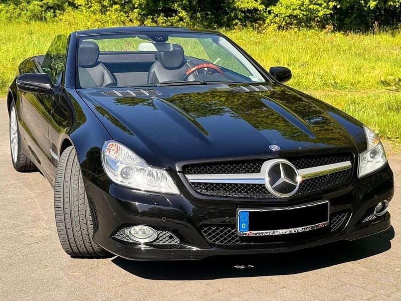 Schwarz Gebraucht 2009 Mercedes SL500 Cabrio | 26.500 € - Bild 1/4