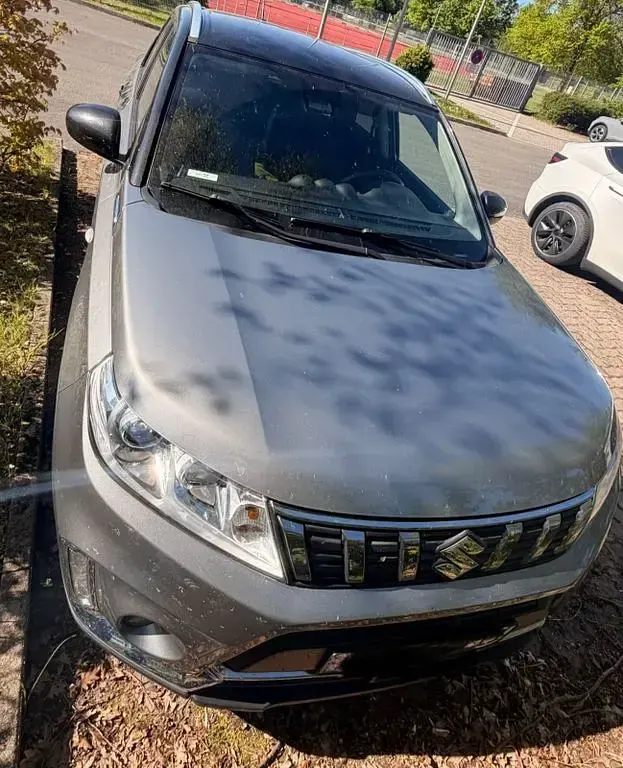 Gebraucht Suzuki Vitara Comfort 140 PS (102 kW) 2019 Silber SUV