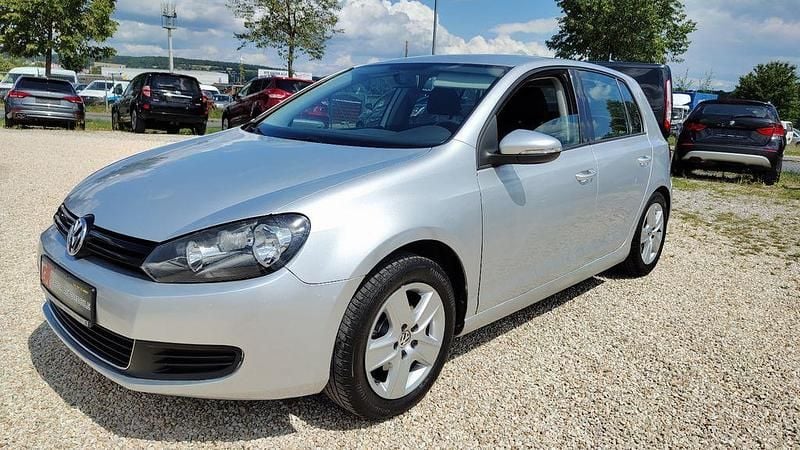 Grau Gebraucht 2009 VW Golf VI Limousine | 4.400 € (Fairer Preis) - Bild 1/4