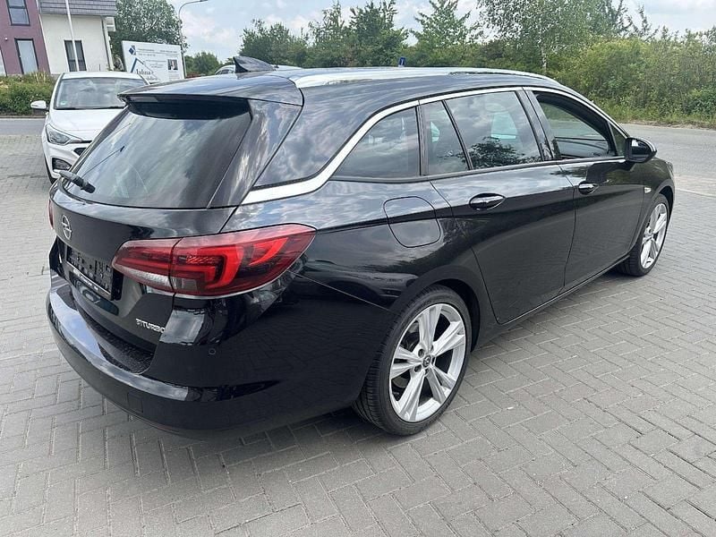 Gebraucht Opel Astra Innovation 160 PS (117 kW) 2017 Onyx schwarz Kombi